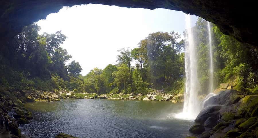 San Cristóbal: Agua Azul, Misol Ha & Palenque Experience - What the $69 price really covers