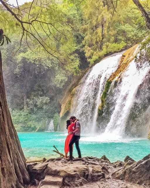 San Cristobal: Cascadas de Chiflon and Lagos de Montebello - Montebello’s five lakes and the international border