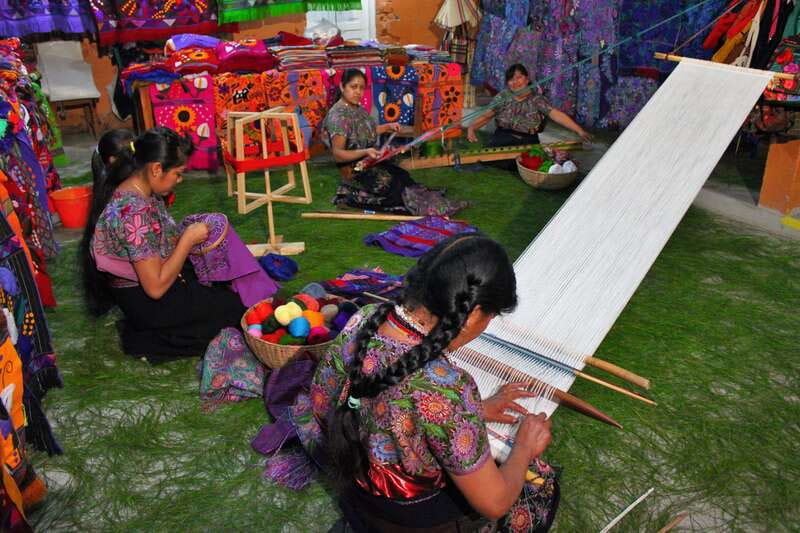 San Cristobal: Zinacantan and San Juan Chamula Tour - How to Prepare for the Visit