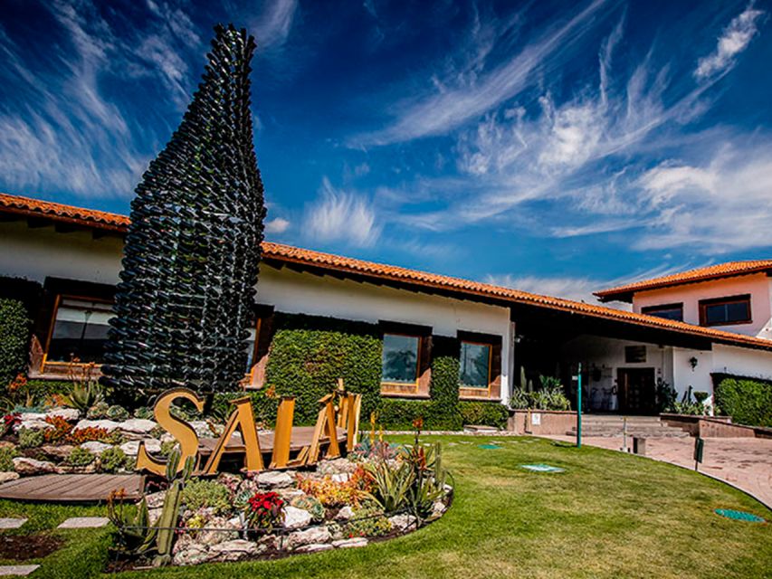 Santiago de Querétaro: Pueblos Mágicos Cheese and Wine Route - Bernal and the great monolith