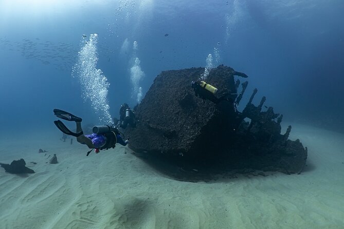 Scuba Diving - From Hotel Tesoro to Cabo’s famous Arch