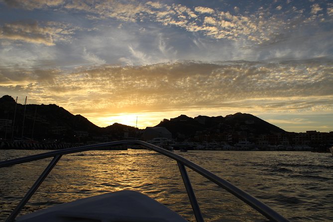 Shared ride to the arch of Cabo San Lucas - Lover’s Beach and Divorce Beach