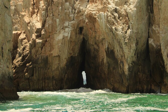 Shared Tour to the Arch of Cabo San Lucas - The glass bottom is useful, but not what some expect
