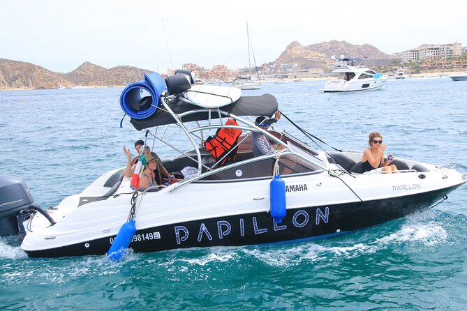 Small boat rental in cabo - Yamaha 28ft. - A private boat makes El Arco more personal