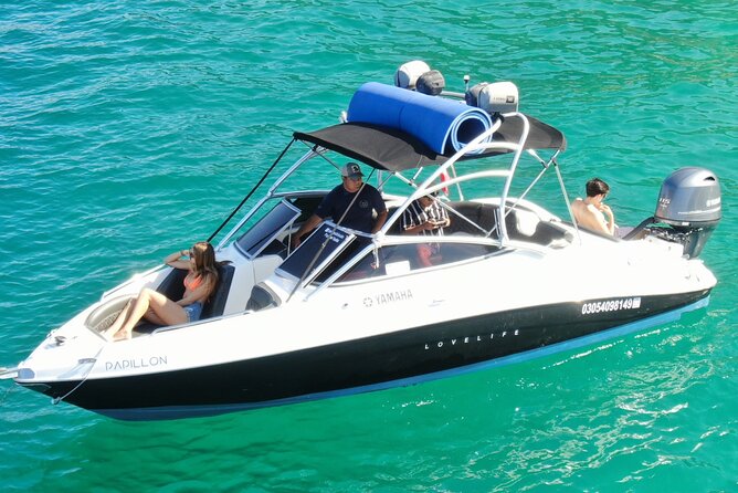 Small boat rental in cabo - Yamaha 28ft. - Whales can change the plan
