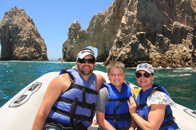 Small-Group Whale Watching Zodiac Boat Cruise in Cabo San Lucas - What the marine guide adds
