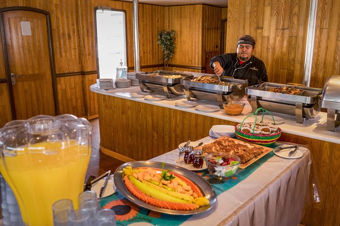 Snorkeling tour in Cabo San Lucas - Lunch, drinks, and the social side of the cruise