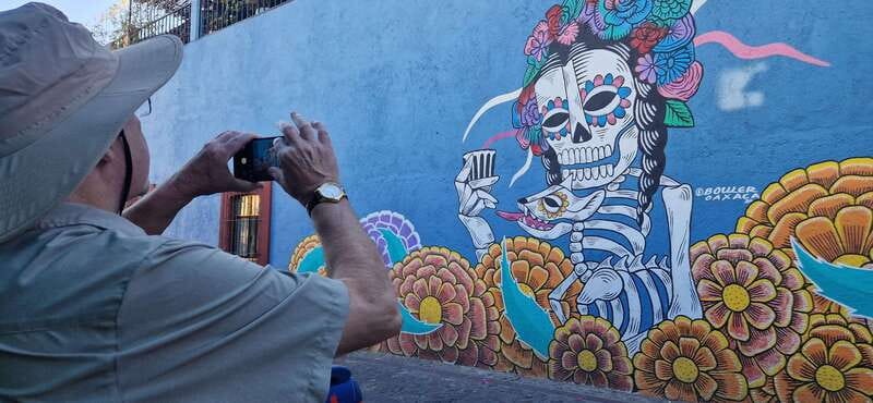 Street Art with an artist - Key points at a glance