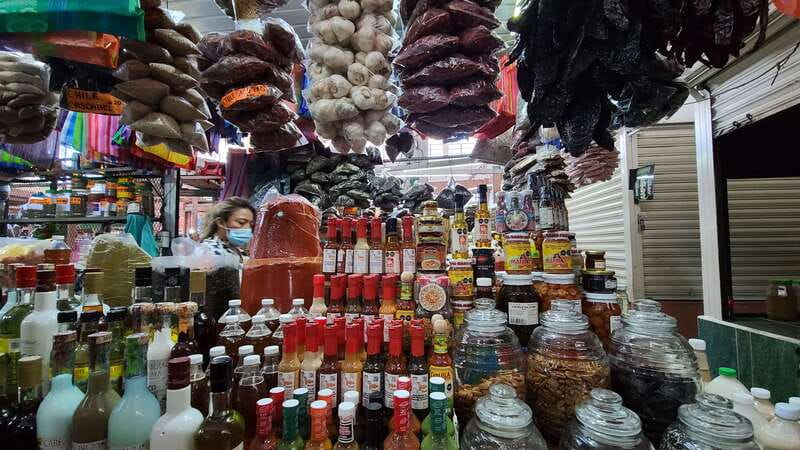Street Food Walking Tour in Merida - What the guide adds to the food