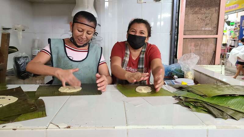 Street Food Walking Tour in Merida - Practical timing and comfort tips