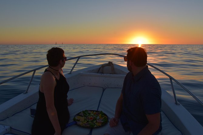 Sunset Whale Cruise in Cabo San Lucas - How the two-hour schedule shapes the evening