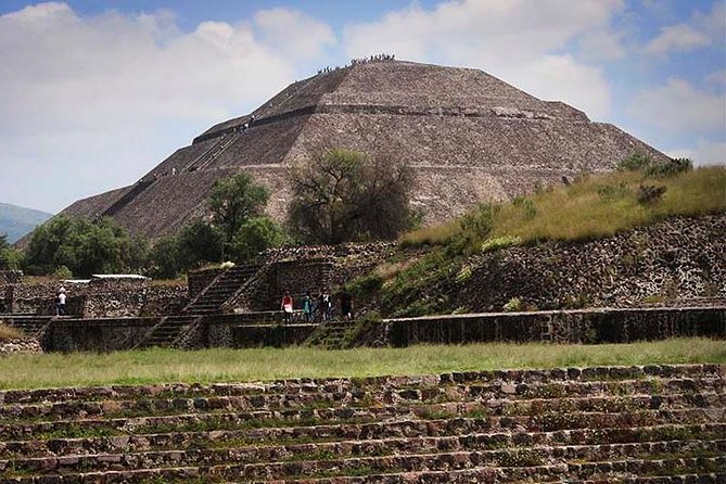 Teotihuacan & Basilica Guadalupe Tour with lunch - What this Mexico City day tour actually covers