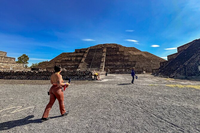 Teotihuacan Early Access Guided Tour with optional Lunch - What the guide adds, and where the tour can fall short