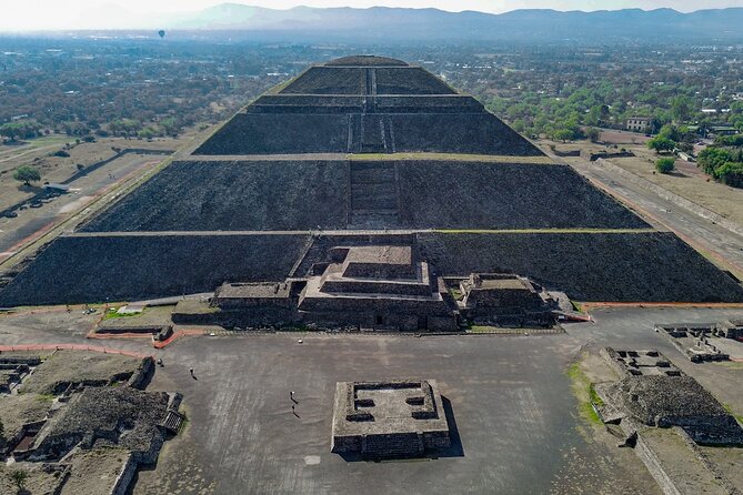 Teotihuacan Early Access Guided Tour with optional Lunch - The lunch question needs careful checking