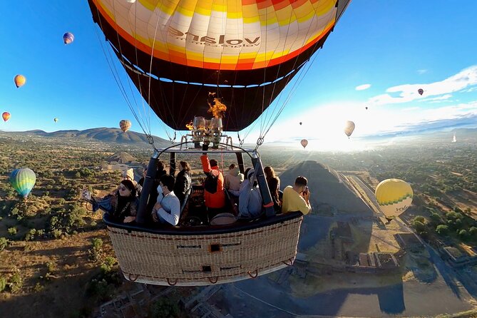 Teotihuacan Hot Air Balloon Flight from Mexico City / Volare - Why Teotihuacan is worth seeing from the sky