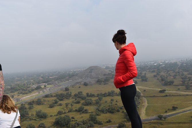 Teotihuacan Private Tour with Expert Guide & Cultural Insights - What the guide adds to the price