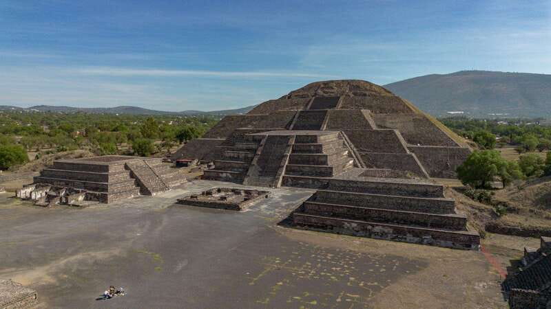 Teotihuacan Pyramids: Skip-the-Line Ticket - Why Teotihuacan feels so enormous