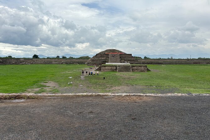 Teotihuacan Pyramids VIP Tour without Commercial Stops - The Pyramid of the Moon and the Avenue of the Dead