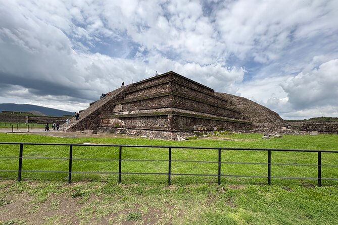 Teotihuacan Pyramids VIP Tour without Commercial Stops - How the $59.61 price holds up