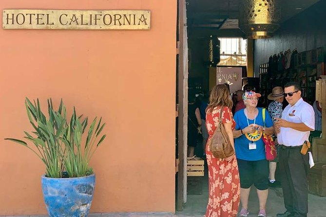 Todos Santos tour & Hotel California - Weaving, blankets, and the first cultural stops