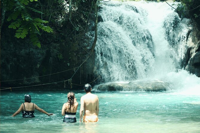 Tour to Copalitilla Magical Waterfalls from Huatulco with admission included - What the guides add to the day