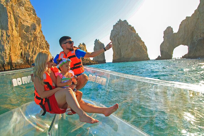 Tours in Cabo, Paseo al Arco and Fin de la Tierra in the only Clear Boat - What the clear boat adds to a Cabo harbor tour