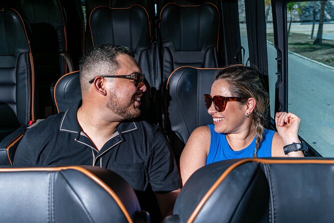 Transporte Privado del aeropuerto de Cancún a Cancún o Riviera - Why a private Cancún airport transfer can save your first vacation hour