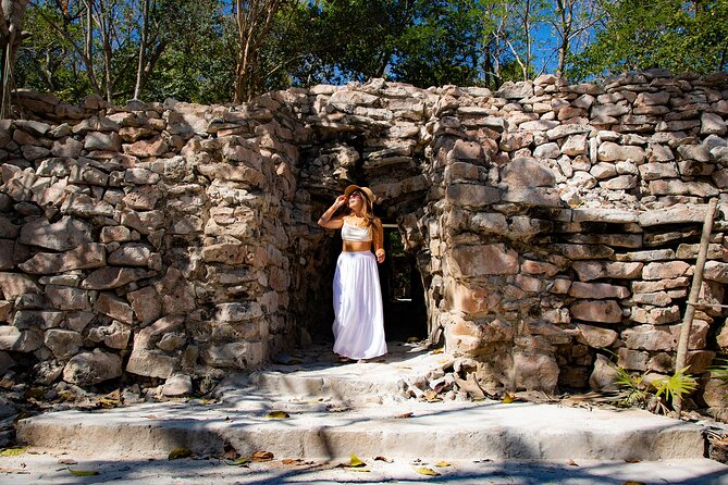 Tulum Guided Tour, Magical Cenote, Lagoon Snorkeling and Beachside Lunch - Swimming through Cenote El Sueño