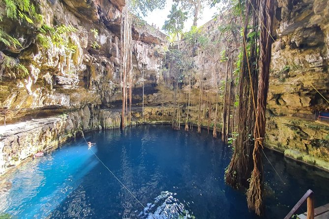 VIP Chichen Itza Private Tour - Lunch in Valladolid, with a walk afterward