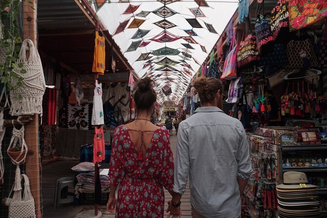 Visit Todos Santos Magic Town - Walking through Todos Santos old town