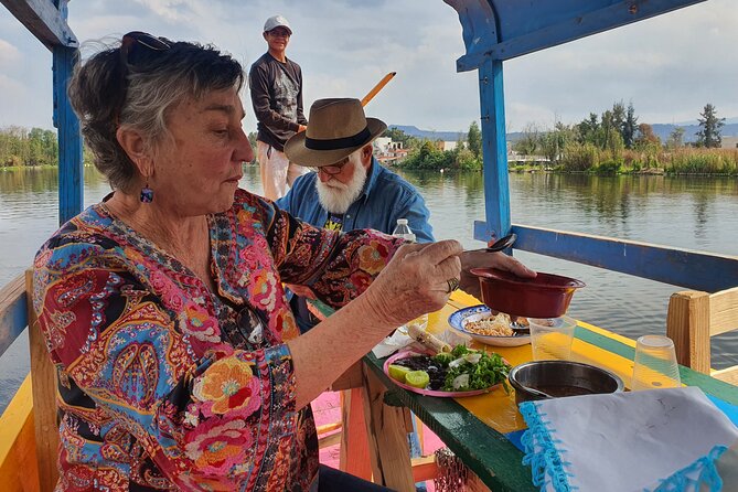 Xochimilco Barco Fiesta Tentacion 18+ with Open Bar and Tacos - Safety and Comfort Considerations