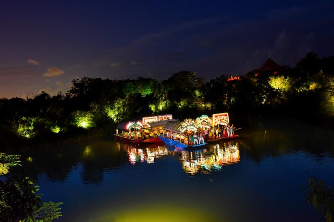 Xoximilco Ticket: Boat Fiesta, Traditional Tasting & Tequila Bar - Music makes the canals memorable
